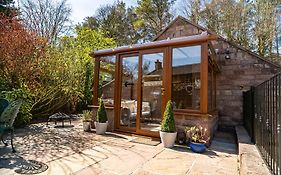 Willow Cottage With Private Hot Tub